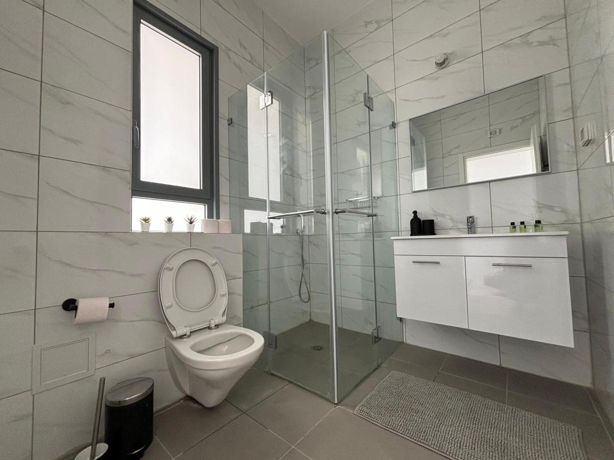 דירת נופש לגון נתניה Apartment Ngoại thất bức ảnh
